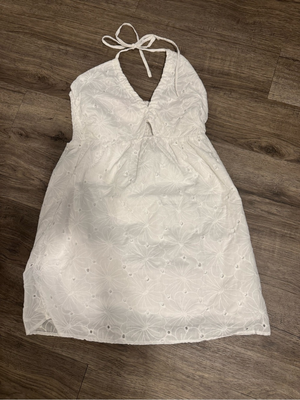 Women’s White Halter Summer Dress
